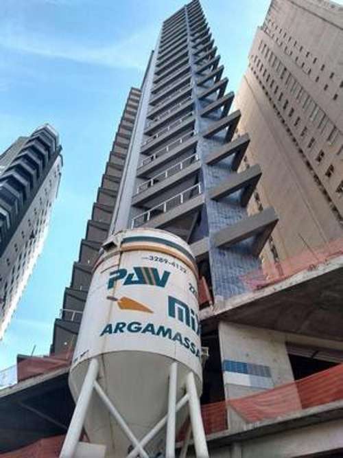 Argamassa em silo